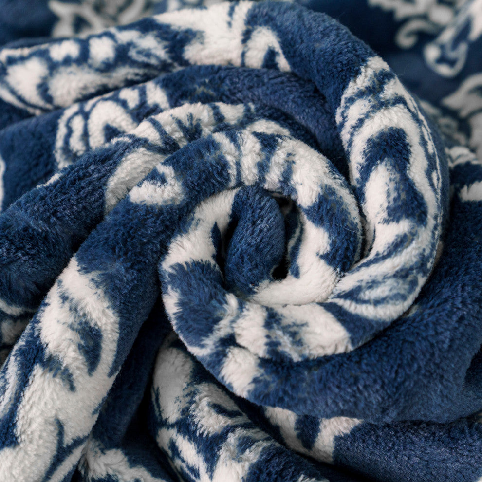 Hennessy Throw Blanket, Majolica Blue