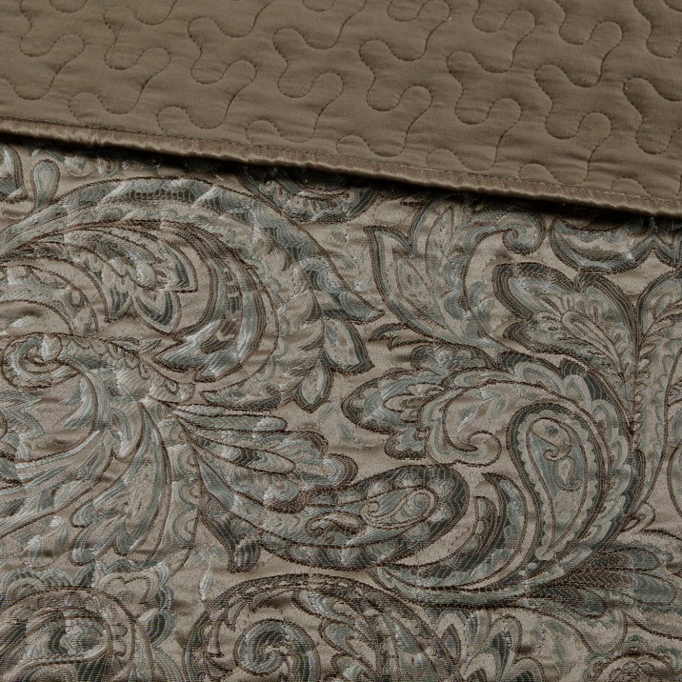 Madison Park Aubrey 5 Piece Reversible Jacquard Bedspread Set