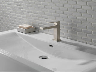 Delta Xander Single Handle Bathroom, Brushed Nickel, P1519LF-BN