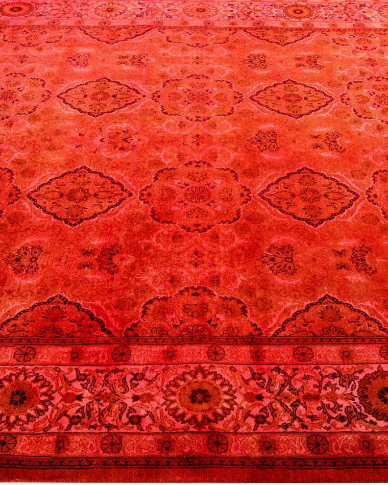 Fine Vibrance, One-of-a-Kind Hand-Knotted Area Rug Beige, 6' 2 x 9' 6