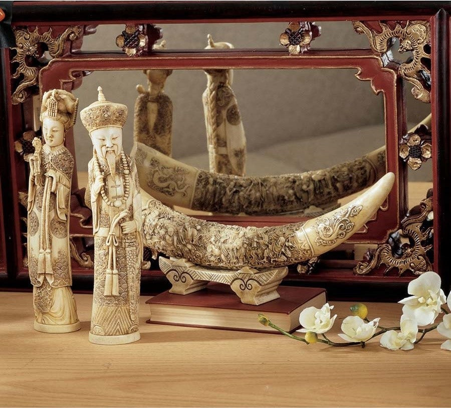 Mandarin Faux Ivory Oliphants Set