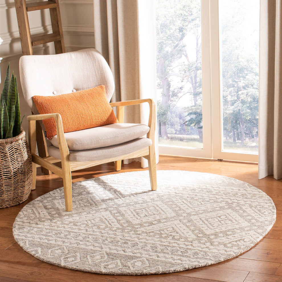 Safavieh Micro-Loop Collection MLP501 Rug, Grey/Ivory, 5' Round