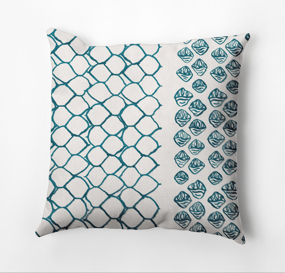 Honeycomb Split Rug Outdoor Pillow, Blue, 16"x16"