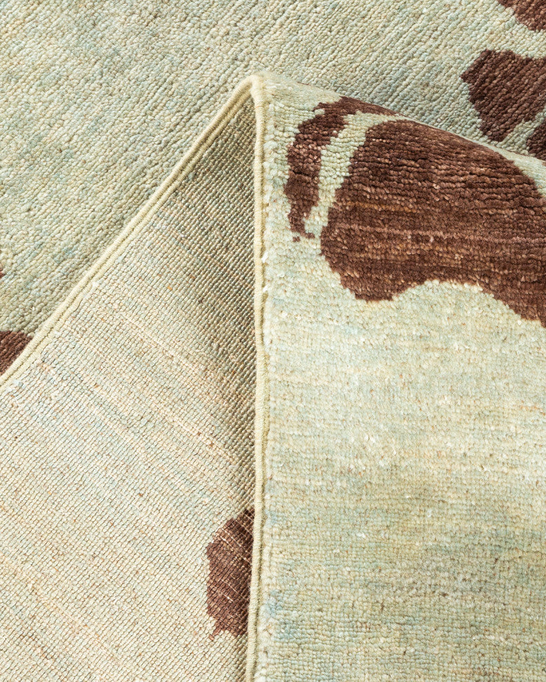 Eclectic, One-of-a-Kind Handmade Area Rug Ivory, 7'9"x9'10"