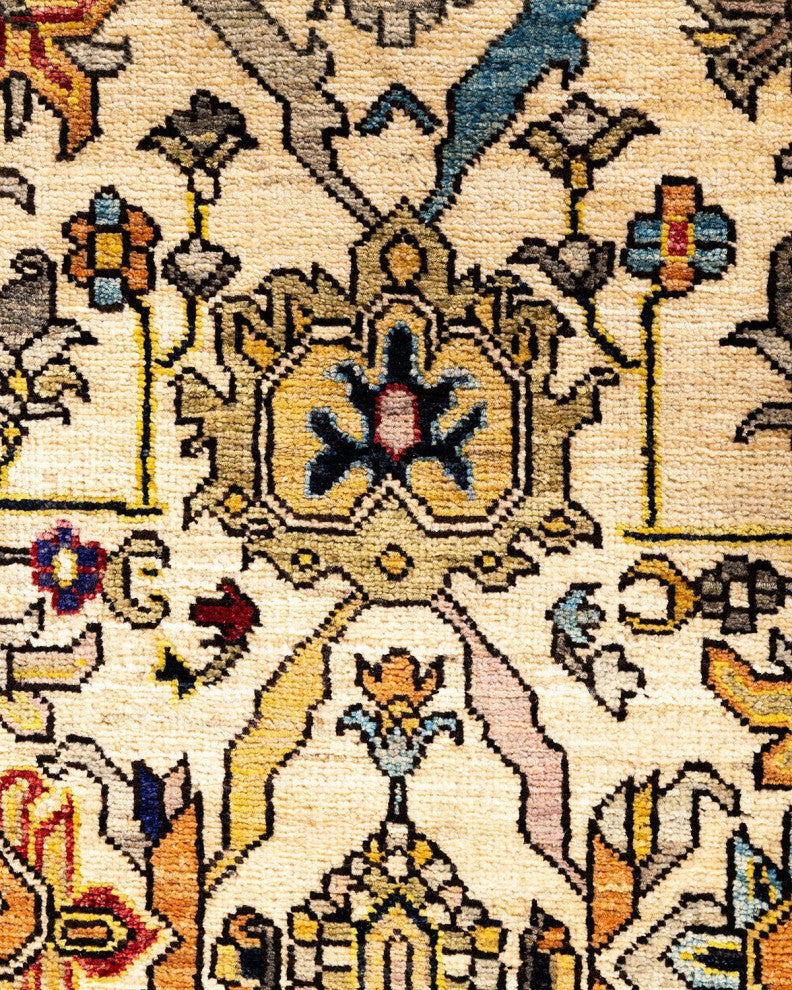 Serapi One-of-a-Kind Hand-Knotted Area Rug Ivory, 3' 11" x 5' 7"