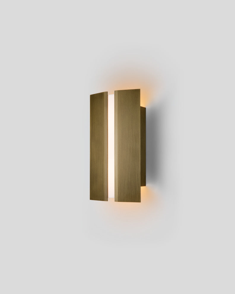 Rima LED Sconce, Distressed Brass, Frosted, 2700k Led, P1 Driver