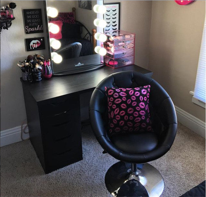 Antoinette Round Tufted Vanity Chair, Black