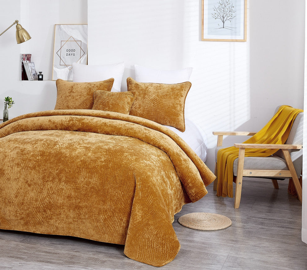 Velvet Dreams Melted Gold Plush Ripple Waves Bedspread, King