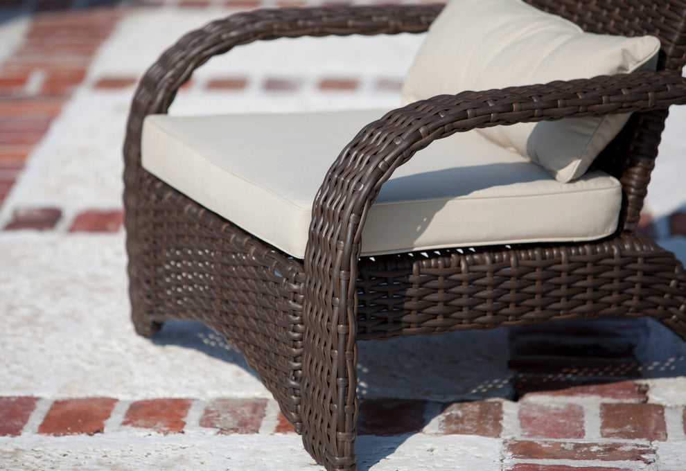 Deluxe Coconino Wicker Chair