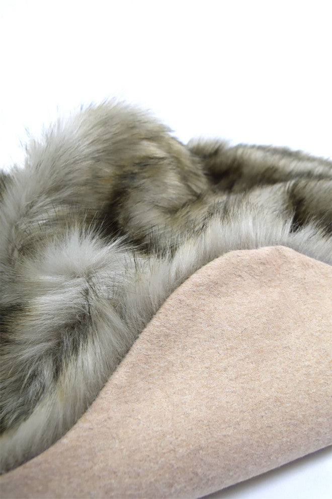 LUZIO Sable Vegan Faux Fur Seat Cover 43.3x29.2