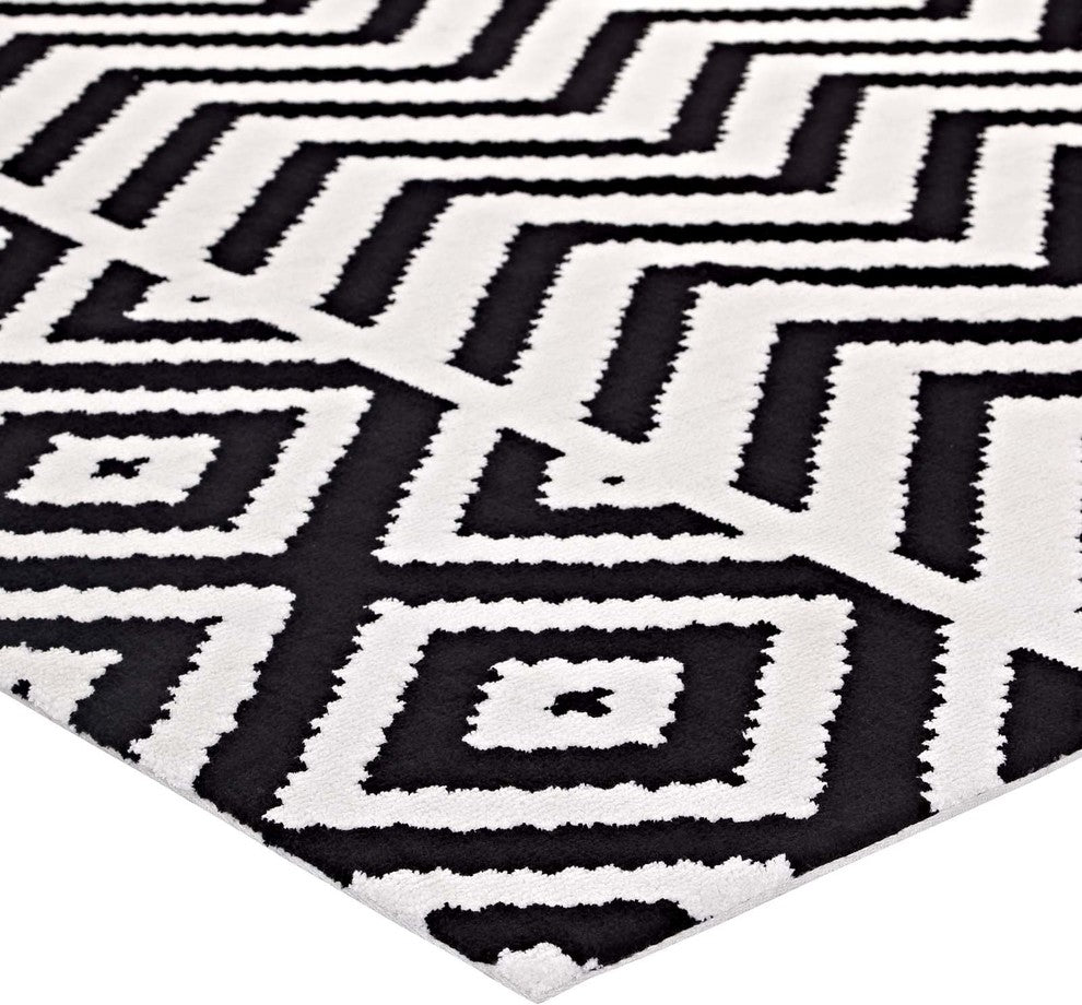 Ailani Geometric Chevron / Diamond 8x10 Area Rug
