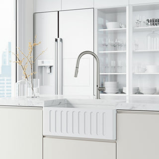 VIGO Greenwich 18" H Single Handle Pull-Down Sprayer Kitchen Faucet, Brushed Nickel, Touchless, Without Extras
