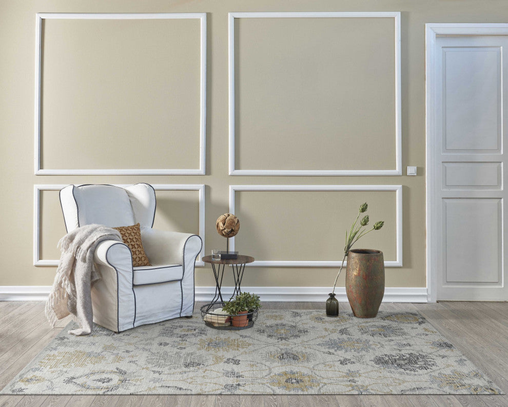 HomeRoots Ivory Machine Woven Traditional Floral Vines Octagon Indoor Area Rug