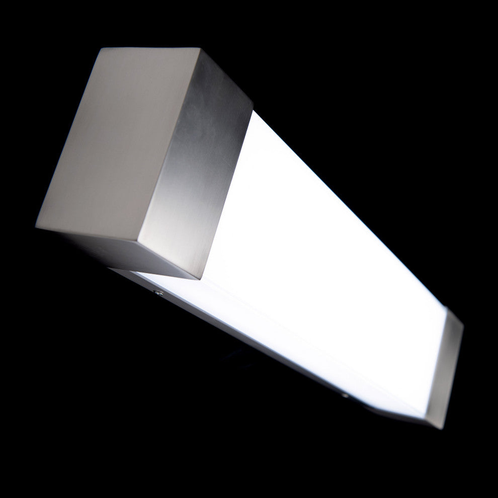 Darcy LED Bathroom Vanity/Wall Light 3000K, Brushed Nickel, 24"