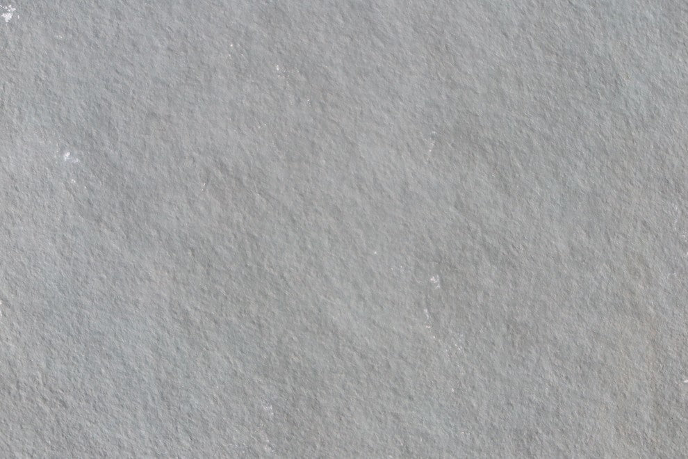 Kota Blue Limestone, Natural Cleft Face, Gauged Back Finish, 16"x16", Set of 192