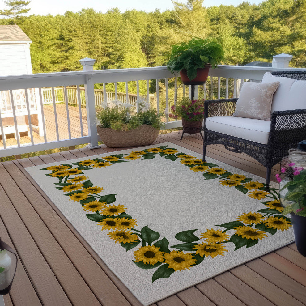 Indoor/Outdoor Kendall KE17 Beige Machine Washable 5' x 7'6" Rug