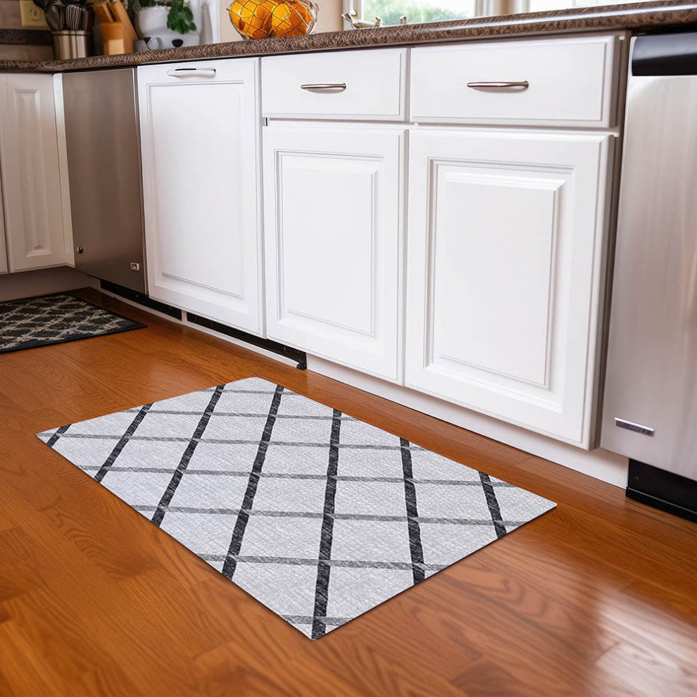 Indoor/Outdoor York YO1 Grey Machine Washable 1'8" x 2'6" Rug