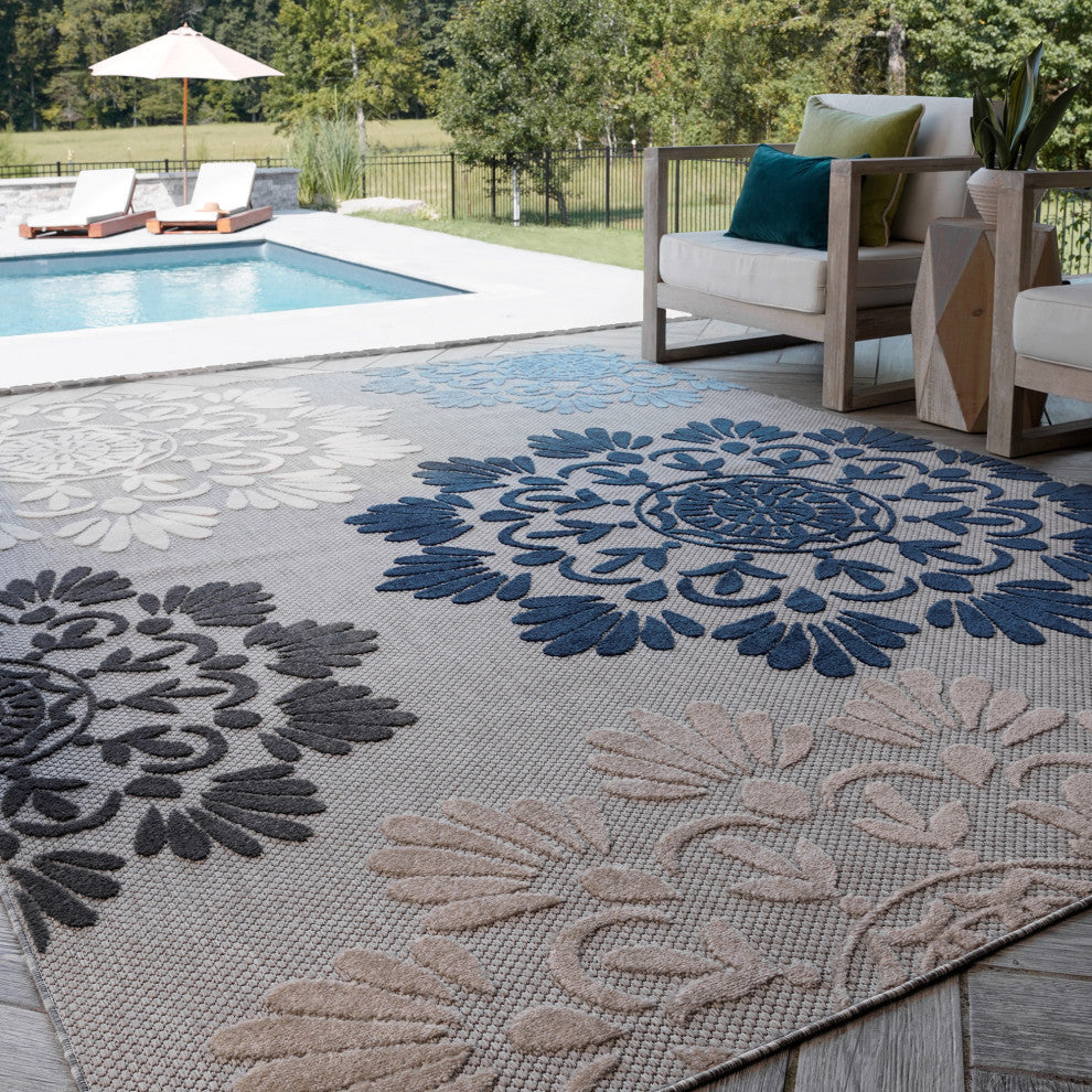 Octavia Modern Floral Area Rug, Blue & Gray, 8'10" X 12'2"