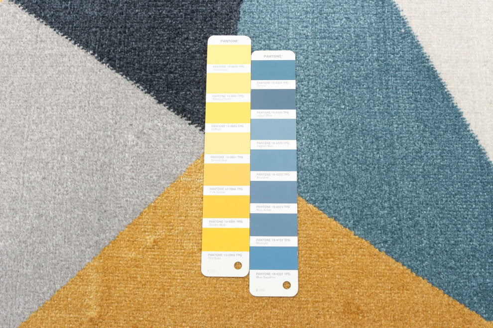 Aqua Gemma Area Rug