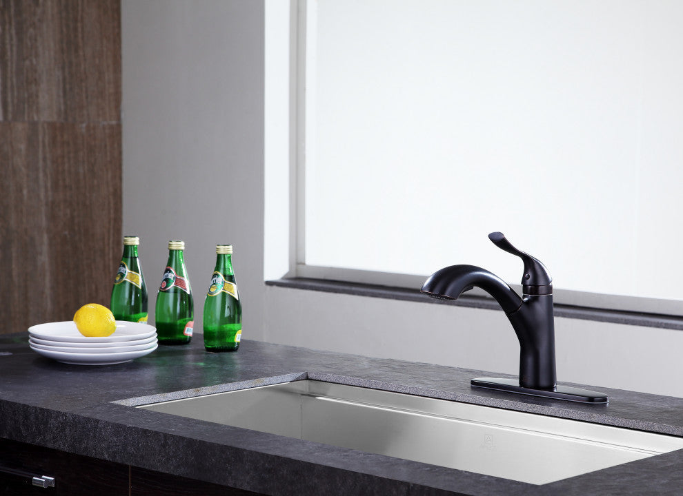 Navona Single Handle Pull-Out Sprayer Kitchen Faucet, Oil Rubbed Bronze