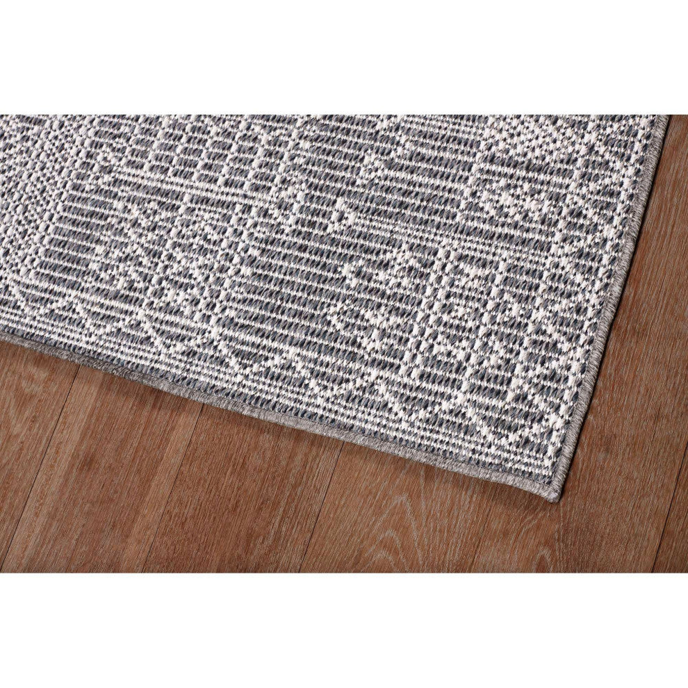 Pavilion Medallion Area Rug, Gray, 5'3"x7'3"