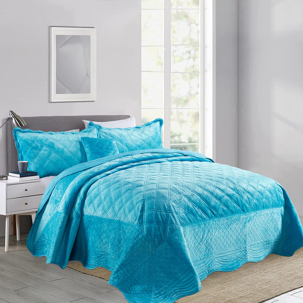Supersoft Microplush Quilted 4-Piece Bed Spread Set, Scuba Blue, Queen