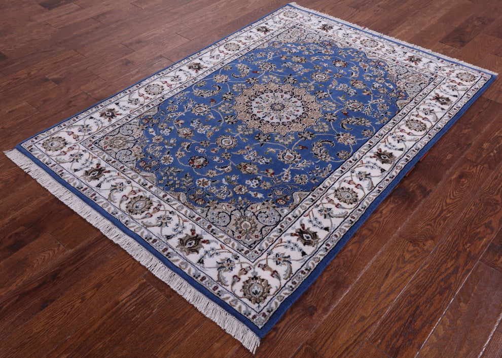 Persian Nain Wool and Silk Handmade Rug 4' 3" X 6' 1" Q11649