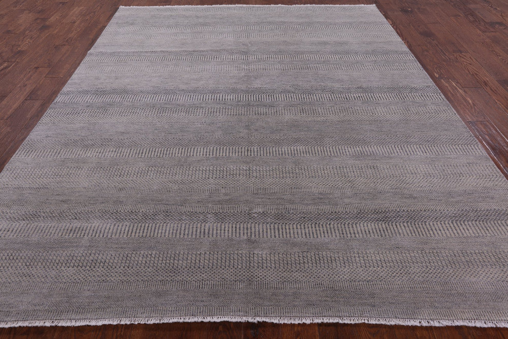 8' 2" X 9' 10" Wool and Silk Hand-Knotted Savannah Gabbeh Rug Q6620