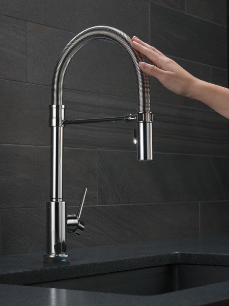 Delta Trinsic Pull-Down Spring Spout Kitchen Faucet, Touch2O Technology, Chrome