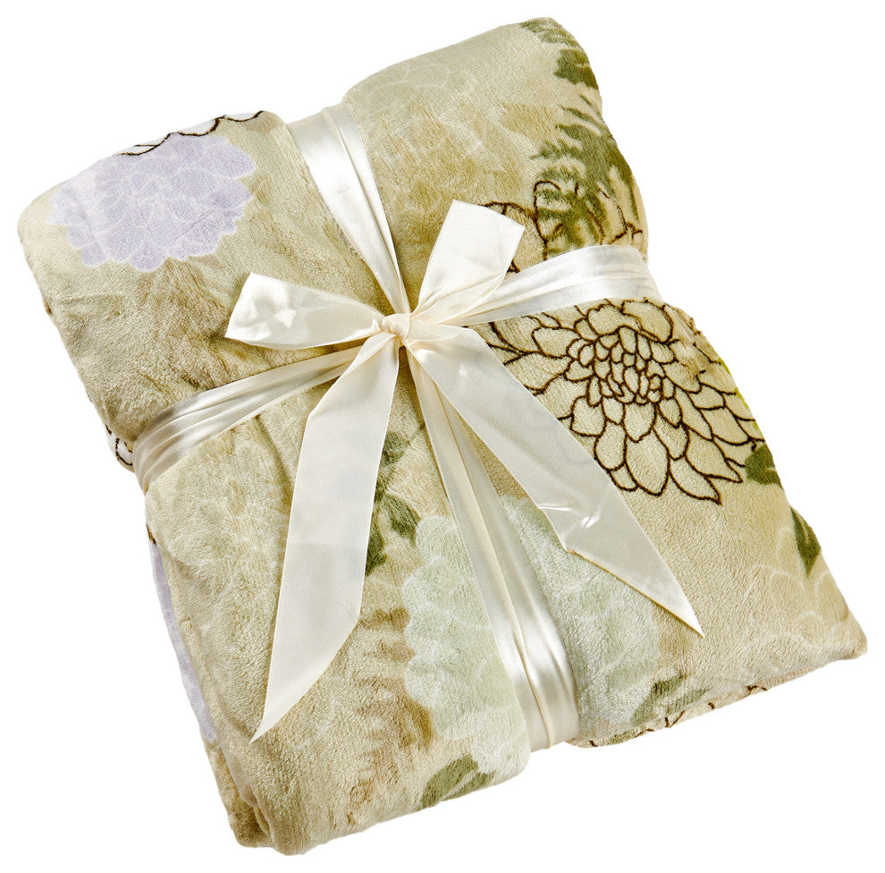Floral Printed Flannel Throw, Hydrangea