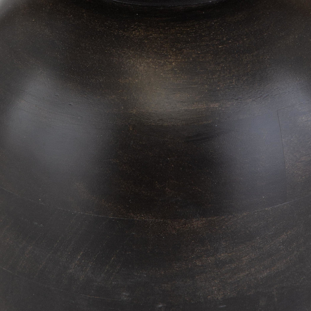 Close-up of the table surface finish with no white background.