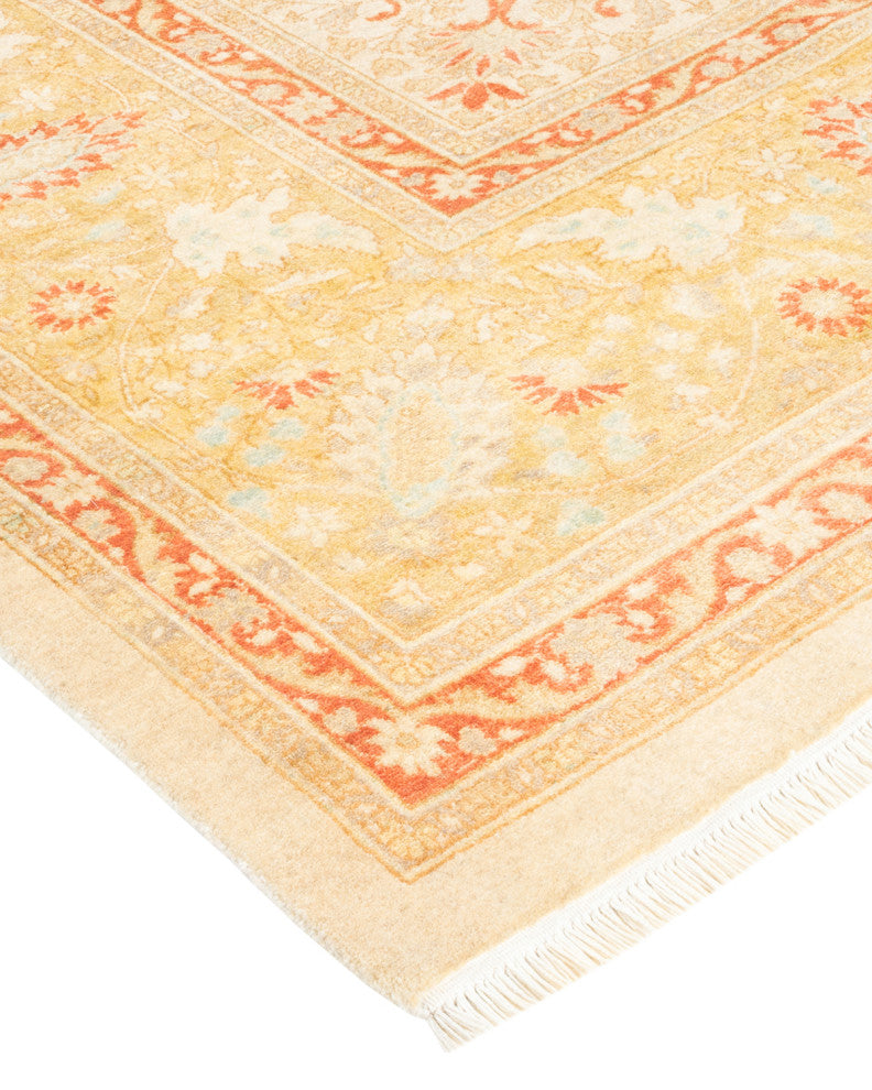 Alaia, One-of-a-Kind Hand-Knotted Area Rug Ivory, 8'2"x10'3"