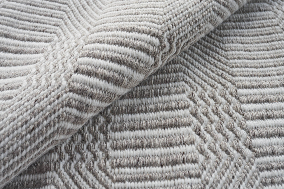 Naples Indoor/Outdoor Handmade Flatwoven PET yarn Gray/Ivory Area Rug, 10'x14'