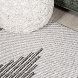 Vinales Diamond Stripe Indoor/Outdoor Area Rug, Light Gray/Black, 2x8