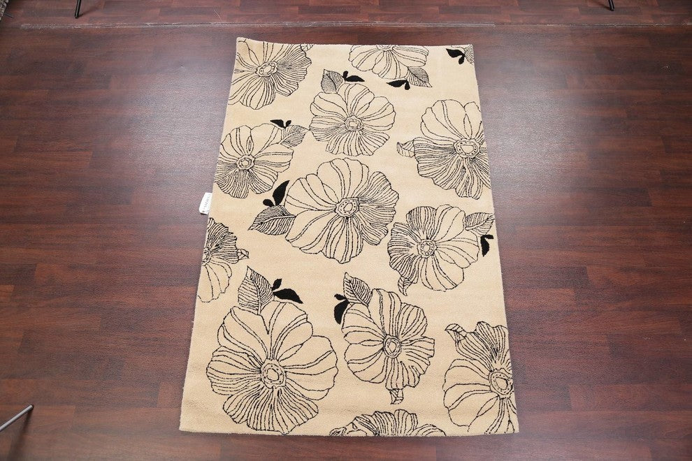 Modern Nature & Floral Hand-Tufted Indian Oriental Area Rug, Beige, 8'2"x5'2"