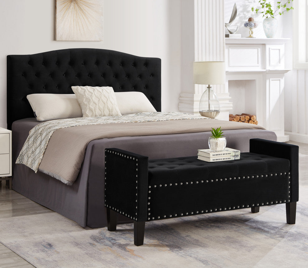 Gewnee Upholstered Tufted Button Storage Bench