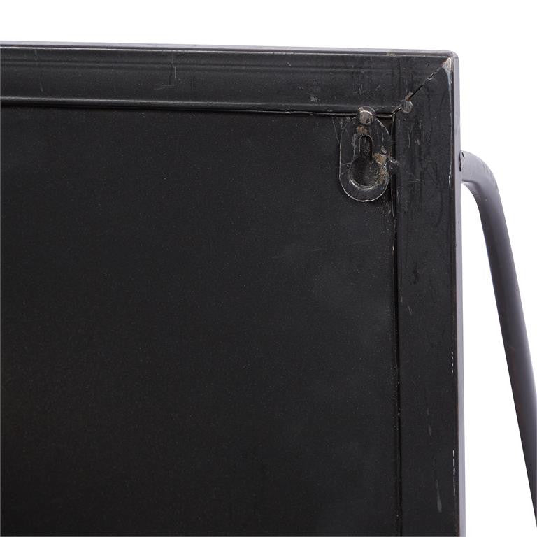 Black Metal Vintage Wall Wine Rack