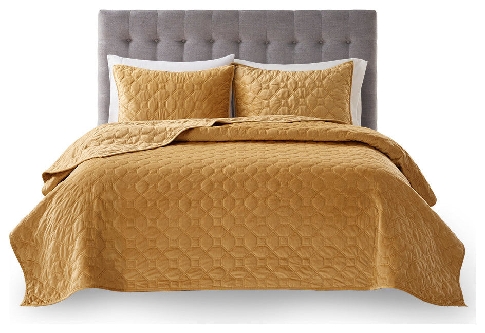 Madison Park Harper 3 Piece Velvet Quilt Set With Coordinating Shams