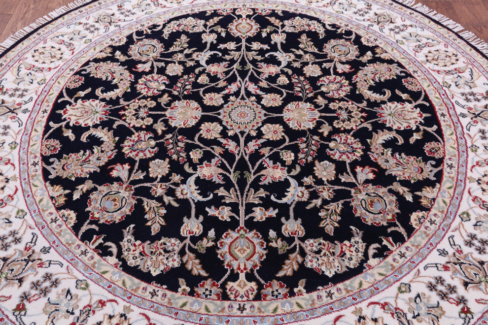 7' Round Persian Nain Wool & Silk Handmade Rug - Q14719