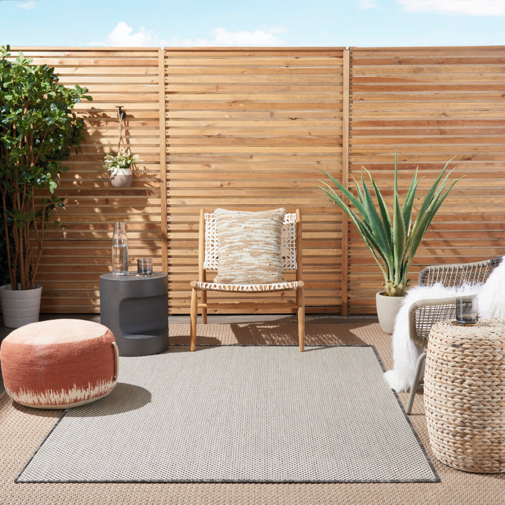 Nourison Courtyard 6'' x 9'' Ivory Charcoal Modern Area Rug