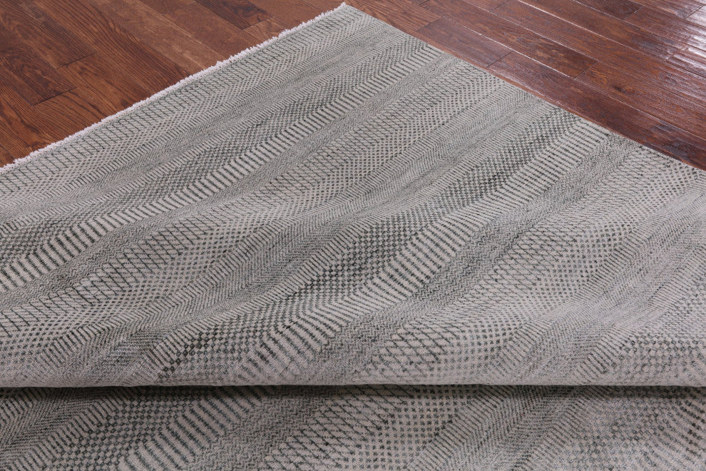 8' 2" X 10' 2" Hand Knotted Savannah Gabbeh Wool and Silk Rug Q4556