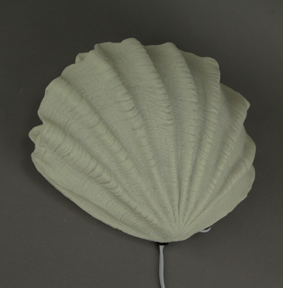 White Sandstone Finish Clam Shell Coastal Art Accent Lamp