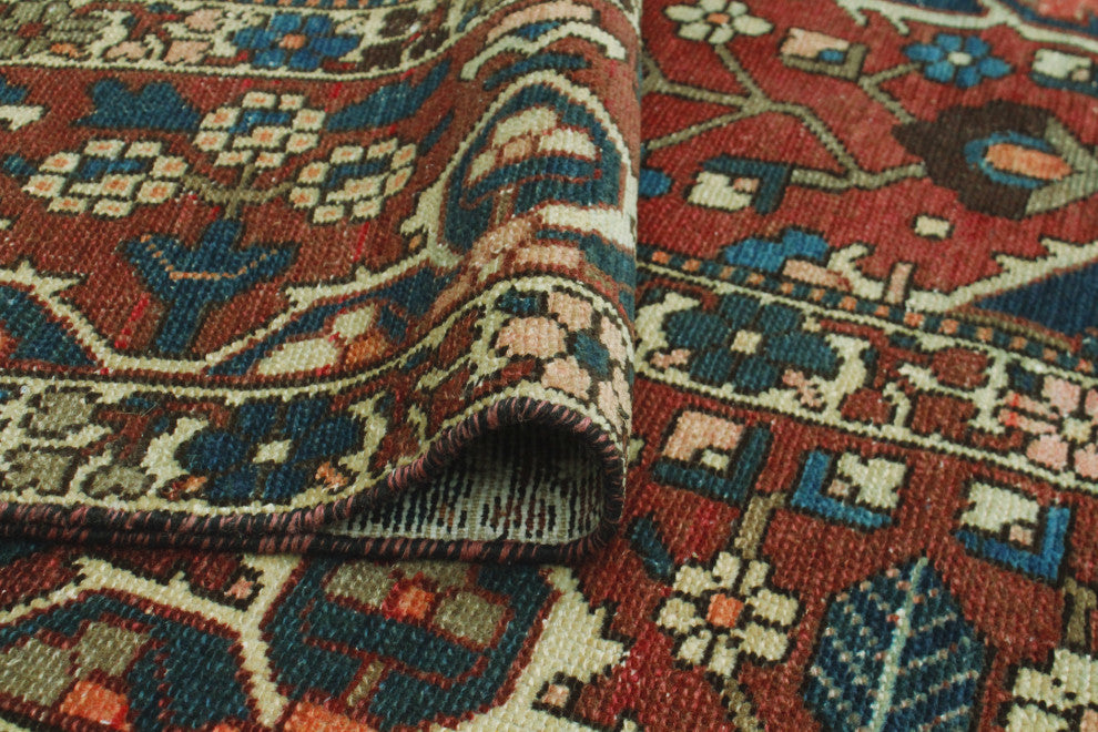 Fine Vintage Bakhtiari Hank Red/Navy Rug, 9'10 x 11'5
