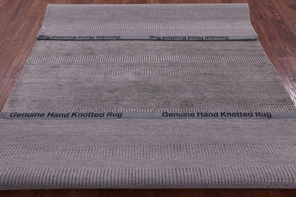 6' 1" X 9' 5" Savannah Grass Handmade Wool and Silk Rug Q11392
