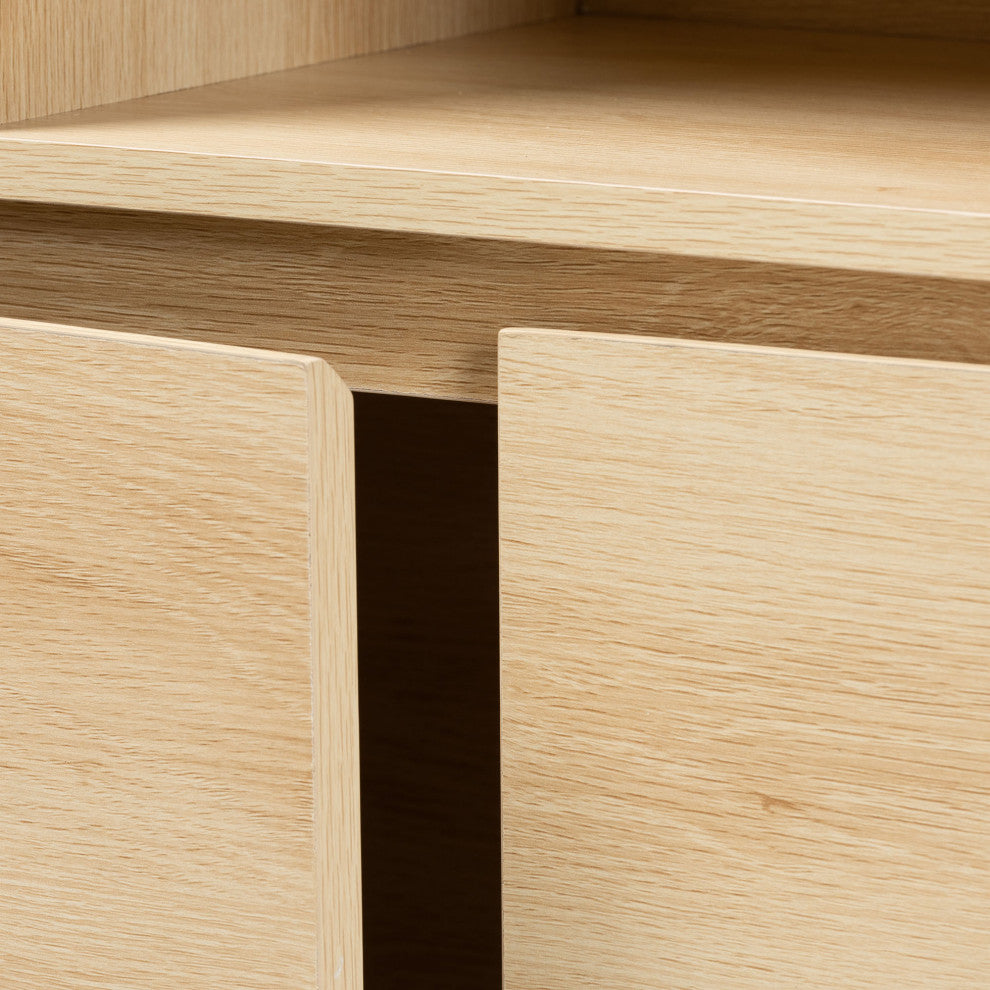 Vanda Oak Brown Finished Wood Bookshelf
