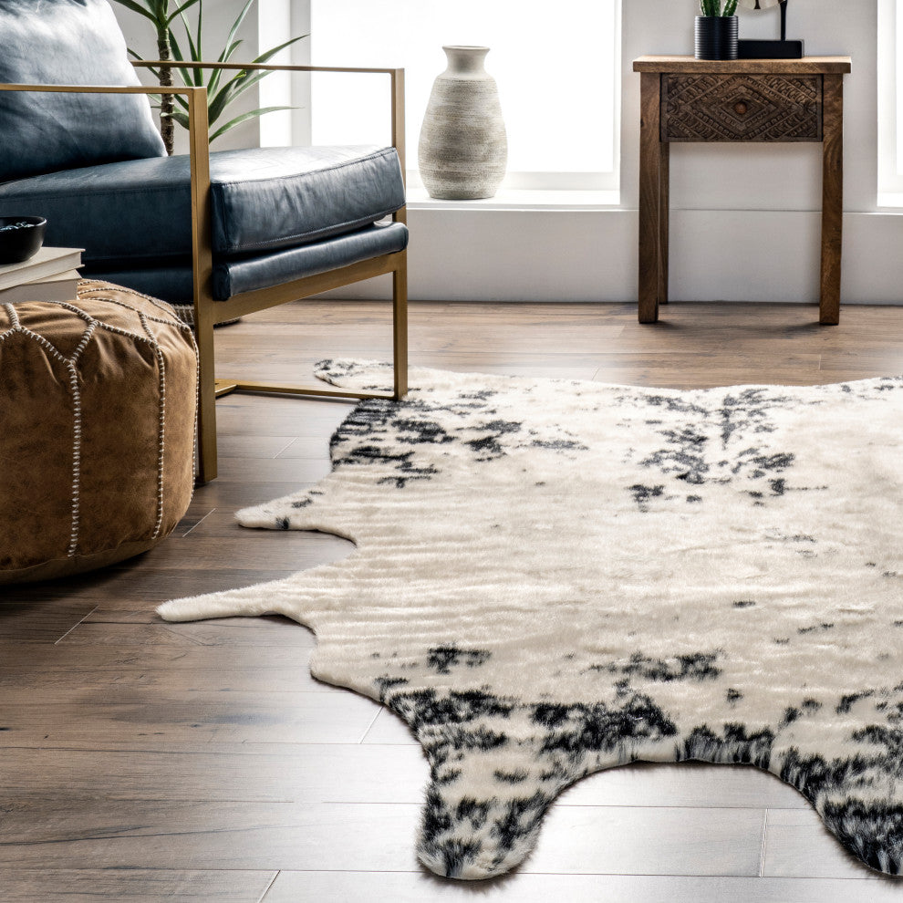 Nuloom Marcia Machine Washable Faux Cowhide Area Rug, Black 5'x6'7"