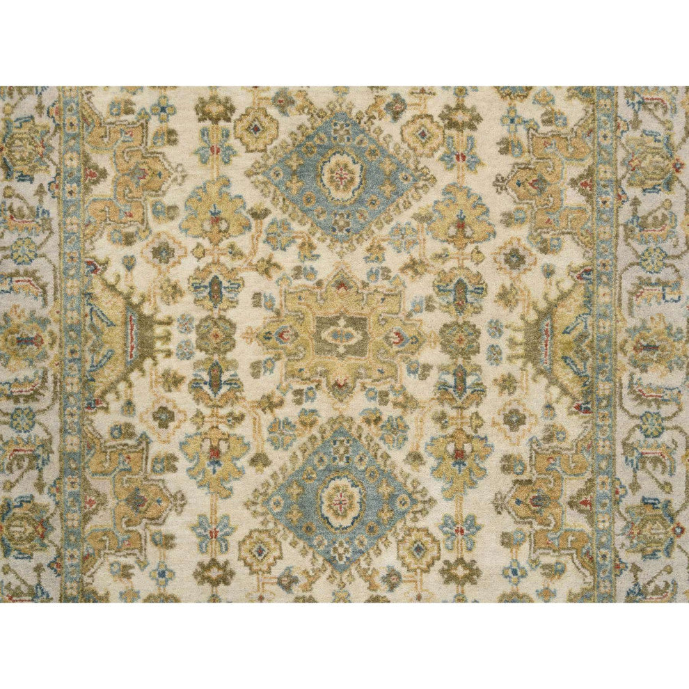 Ivory Karajeh Design Soft and Pure Wool Hand Knotted Oriental Rug 4'1" x 6'6"