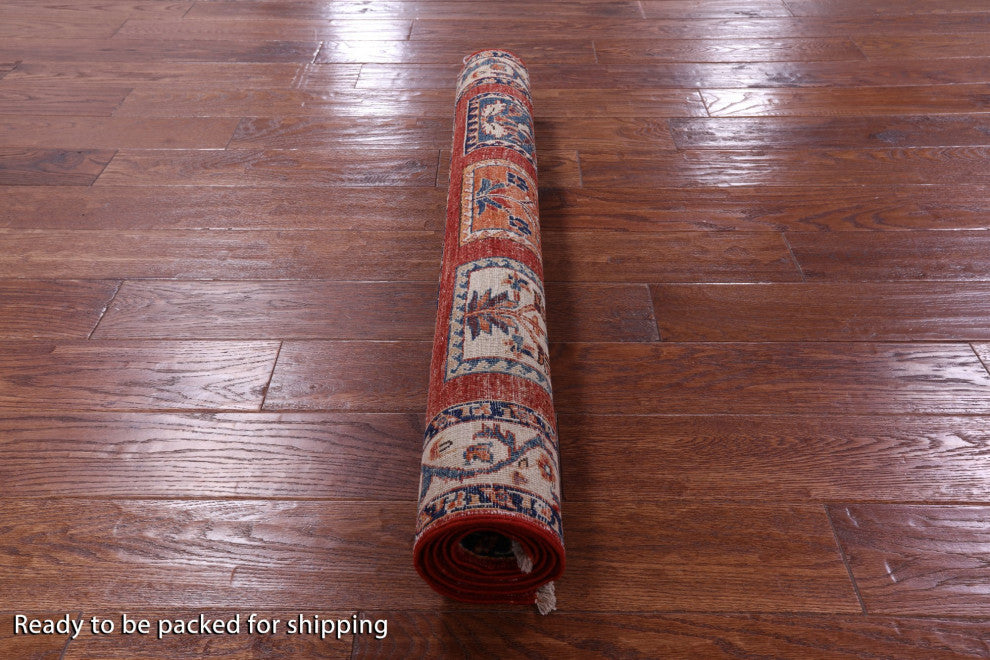 3' 4" X 4' 9" Persian Garden Design Hand-Knotted Rug Q10674