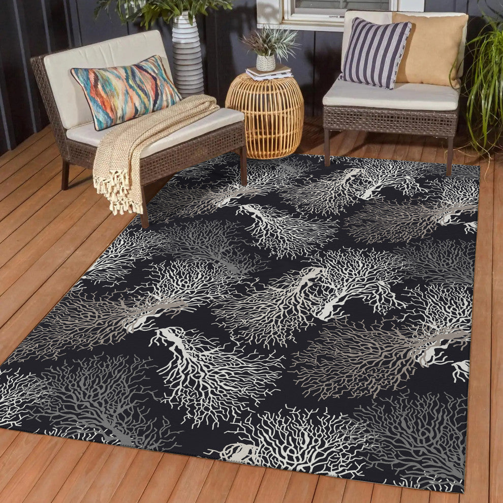 Indoor/Outdoor Seabreeze SZ3 Black Machine Washable 5' x 7'6" Rug