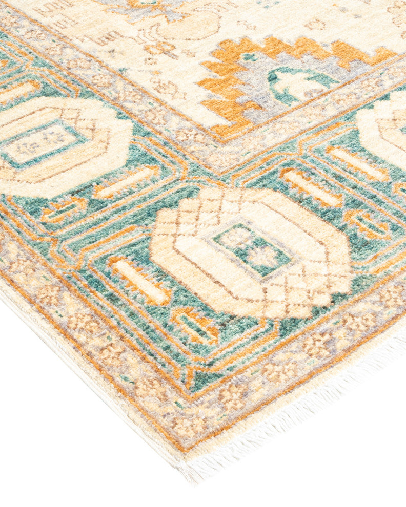 Eclectic, One-of-a-Kind Hand-Knotted Area Rug Ivory, 5'2"x9'10"